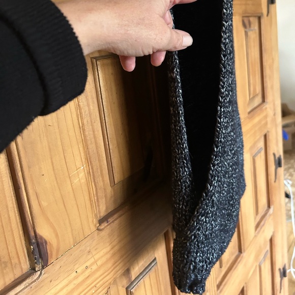 ZARA Knit Mock Neck Vest - Picture 3 of 6